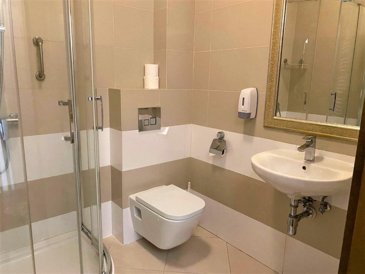 Kock Hotel President מראה חיצוני תמונה
